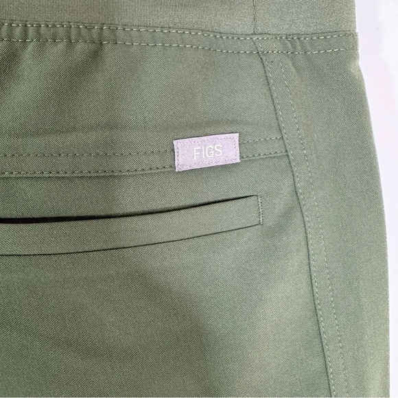 NEW Figs Axim Cargo Scrub Healthcare Uniform Drawstring Waist Pants Size S Tall - Picture 9 of 15